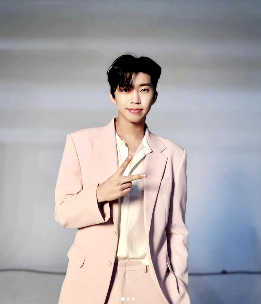 임영웅 데뷔 8주년