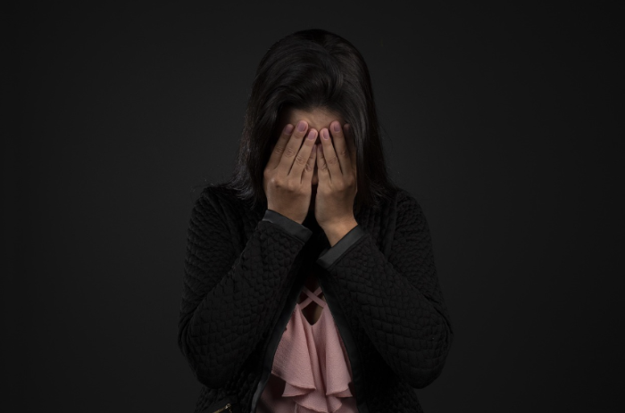 갱년기 증상 여성 우울감 갱년기 치료 호르몬 요법 건강 정보 이미지