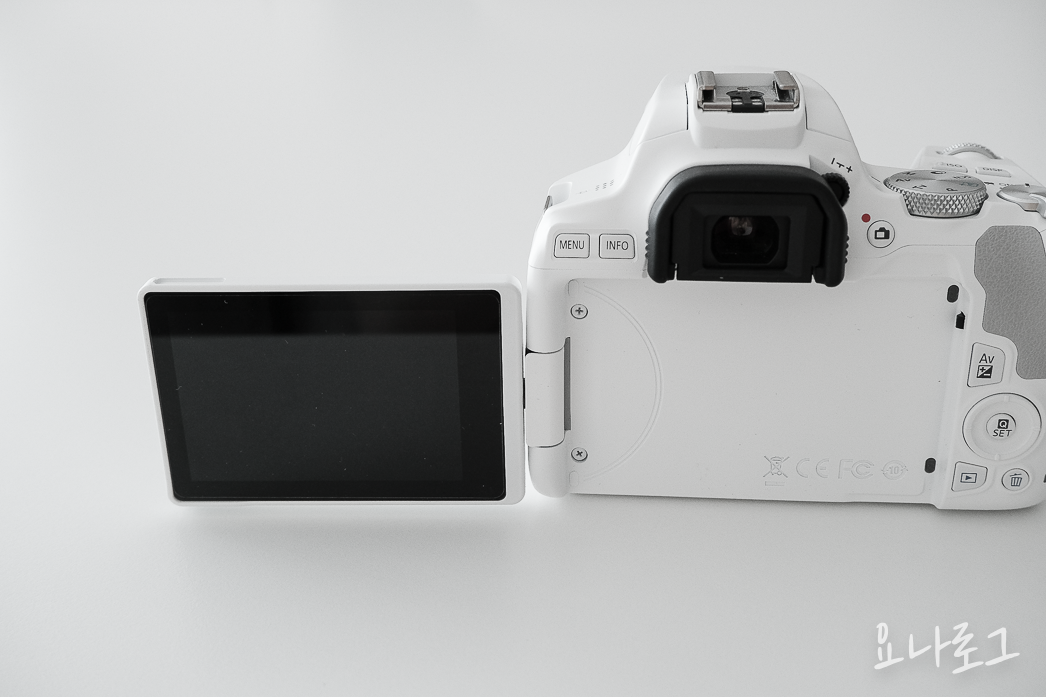 캐논 캐논카메라 카메라추천 캐논카메라추천 브이로그 브이로그용카메라 브이로그카메라 브이로그카메라추천 여자카메라추천 200d 200d2 200dll 캐논200d 캐논200d2 eos200d2 캐논200dll 여행카메라 여행카메라추천 컴팩트카메라 작은카메라 대학생선물 직장인선물 여자친구선물 카메라 캐논dslr