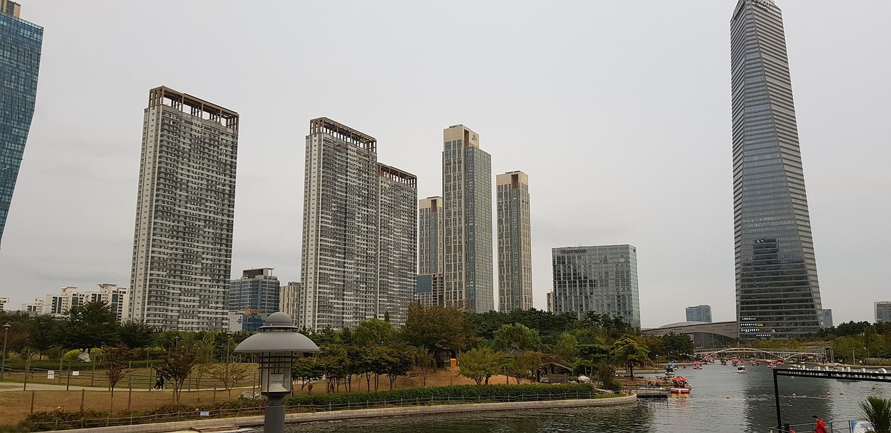 한국 강변에 위치한 아파트