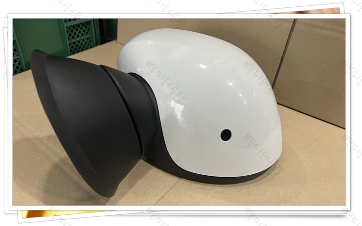 미니 클럽맨 F54 후기형 중고 사이드미러 하단부(운전석만 있는 퍼들램프)