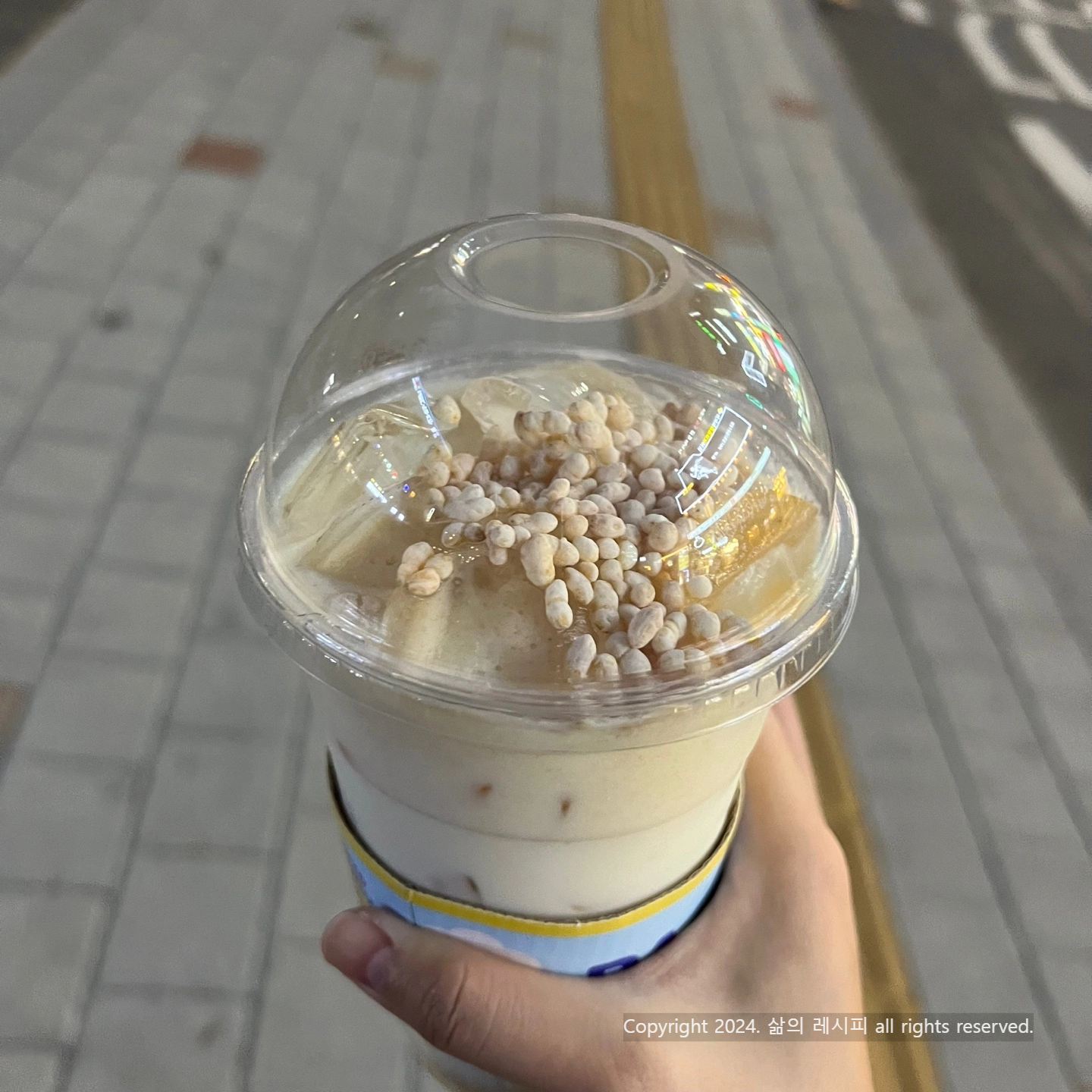 빽다방 우리쌀라떼 이미지 입니다.