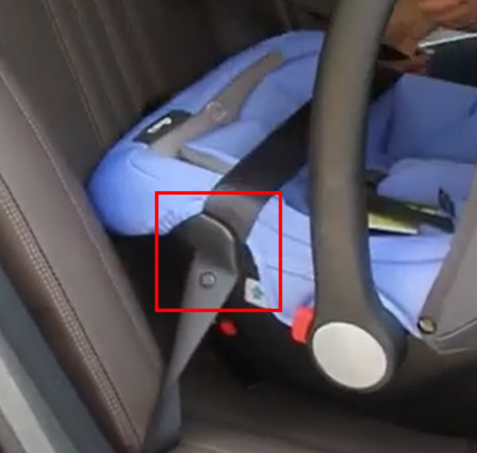 바구니-카시트-홈-안전벨트-끼우기