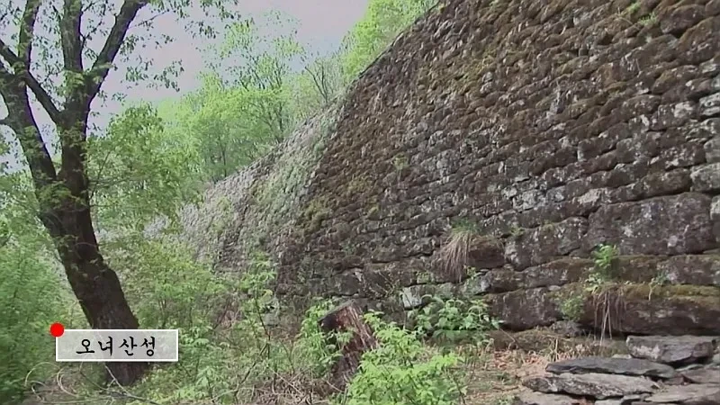 환런 오녀산성(五女山城)