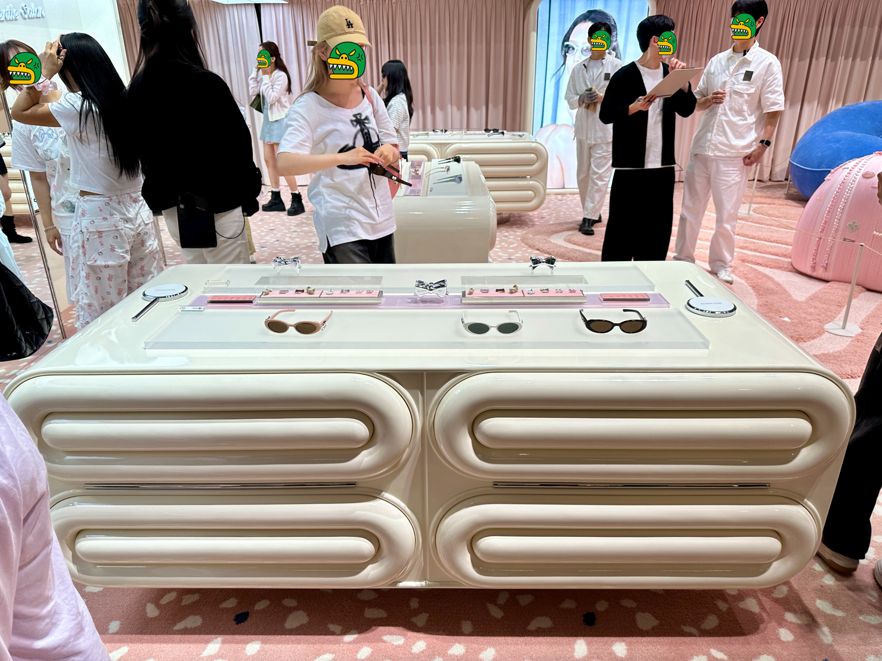 젠틀살롱에 온 사람들