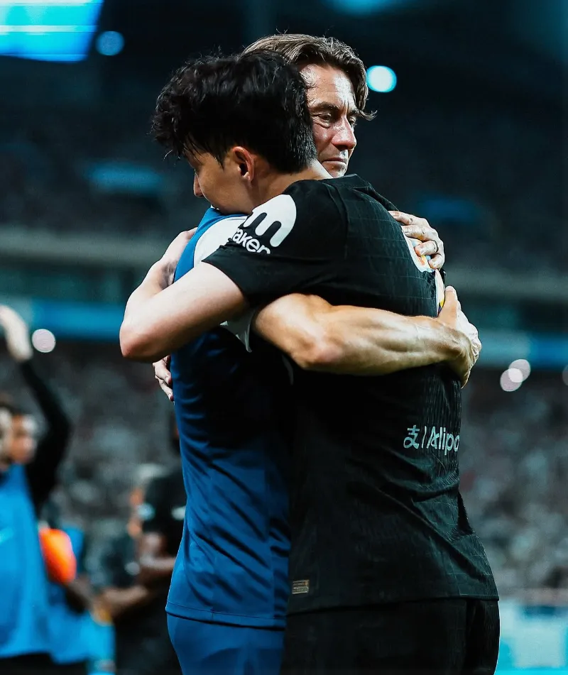 손흥민, 손흥민 고별전, 토트넘, 손흥민 토트넘, 손흥민 이적, 손흥민 눈물, EPL 득점왕, 손흥민 마지막 경기, 손흥민 레전드, 서울월드컵경기장, 손흥민 교체, 손흥민 카드오브아너, 손흥민 토트넘 기록, 손흥민 업적