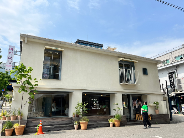 아벡쉐리 옆 모습