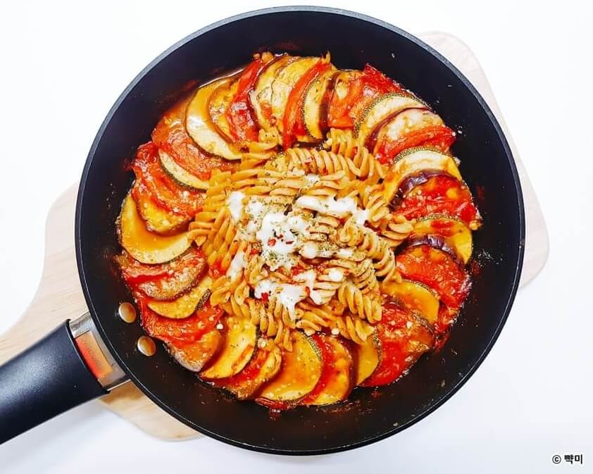 가지-라따뚜이-푸실리파스타-다이어트-요리-레시피