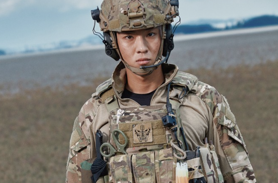 덱스 군인 시절