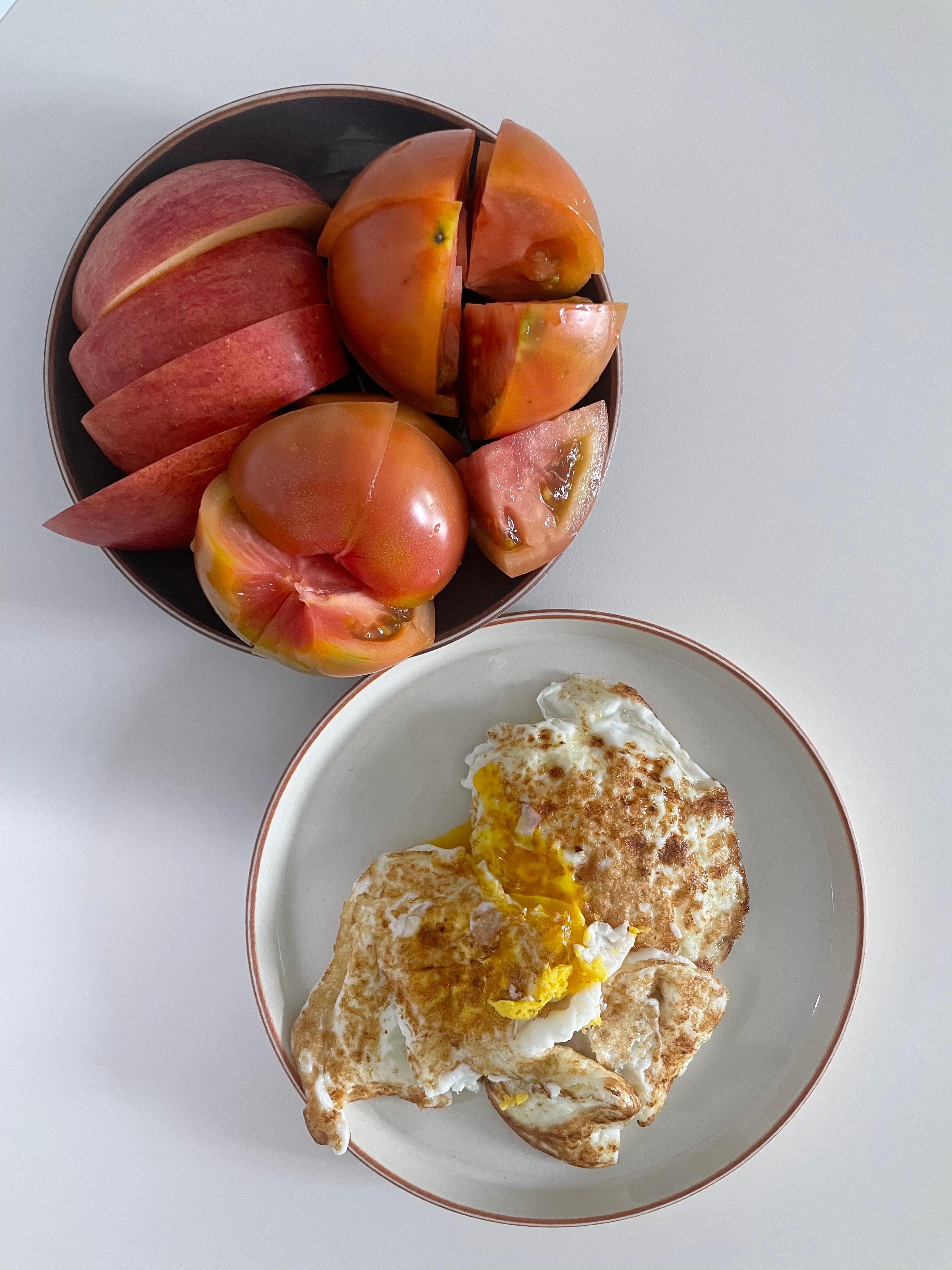 토마토 사과 계란후라이