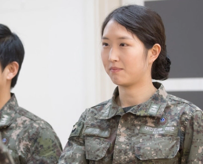 최민정 프로필 나이 고향 학력 해군 SK 경력 페이스북