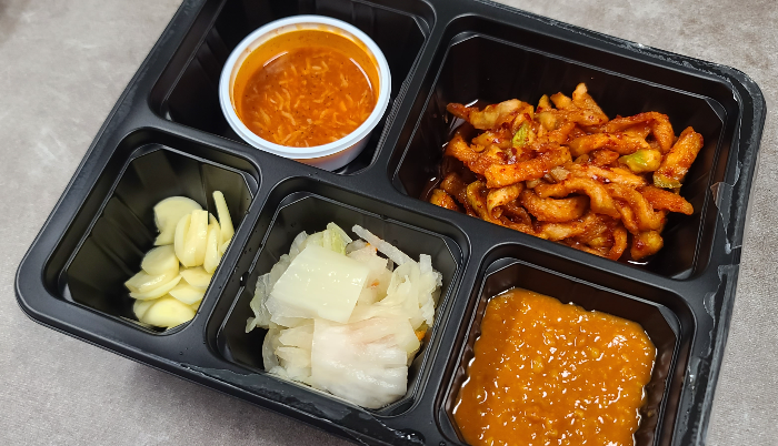 성남맛집 이가왕족발보쌈 보쌈주문 배달완료 내돈내산 보쌈 막국수 따뜻한보쌈 푸짐한쌈채소 깔끔한밑반찬
