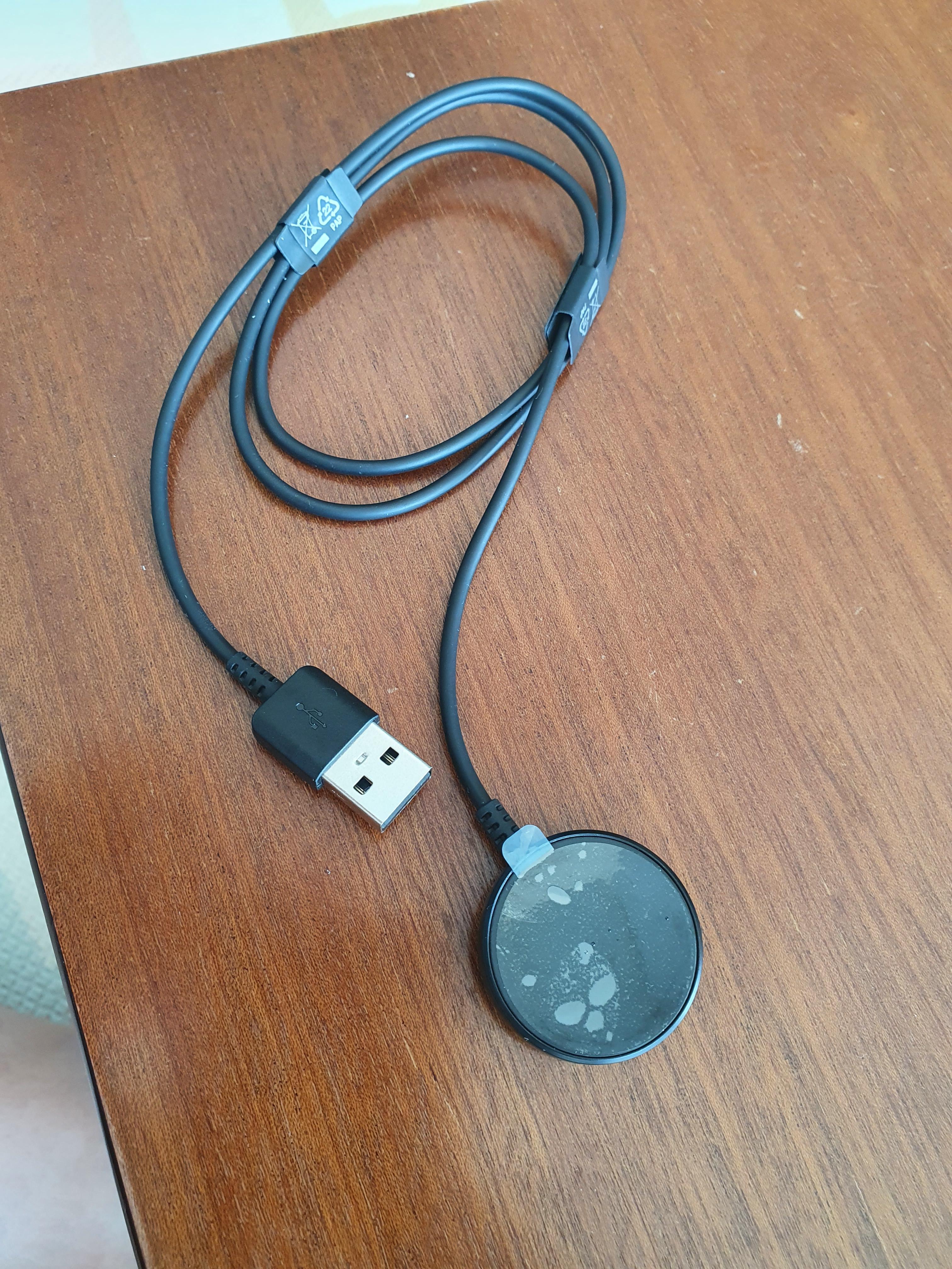 갤럭시 워치4 용 충전케이블