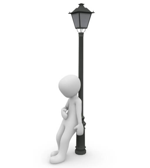 가로 등 밑에 배가 아픈 사람