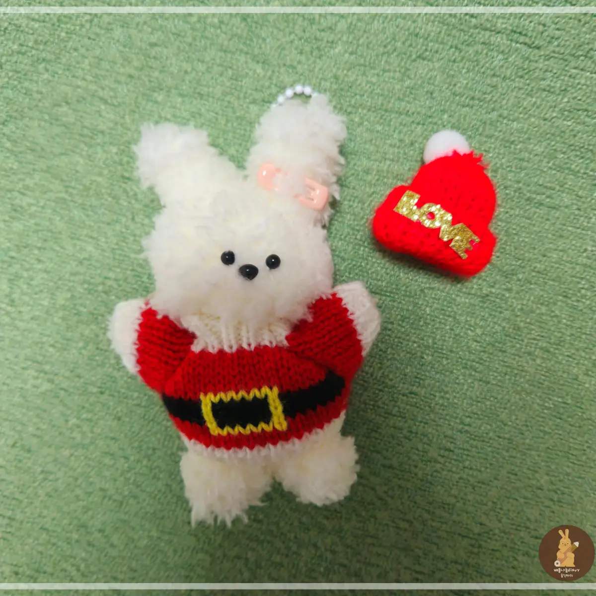 삔을-꽂은-토끼-모루인형-완성