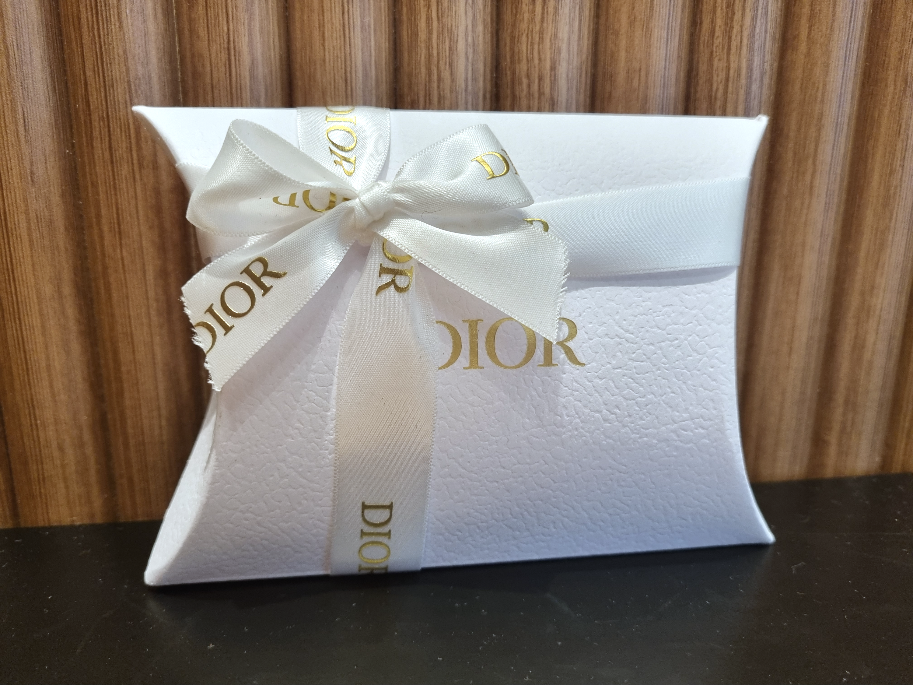 디올 크렘 아프리콧