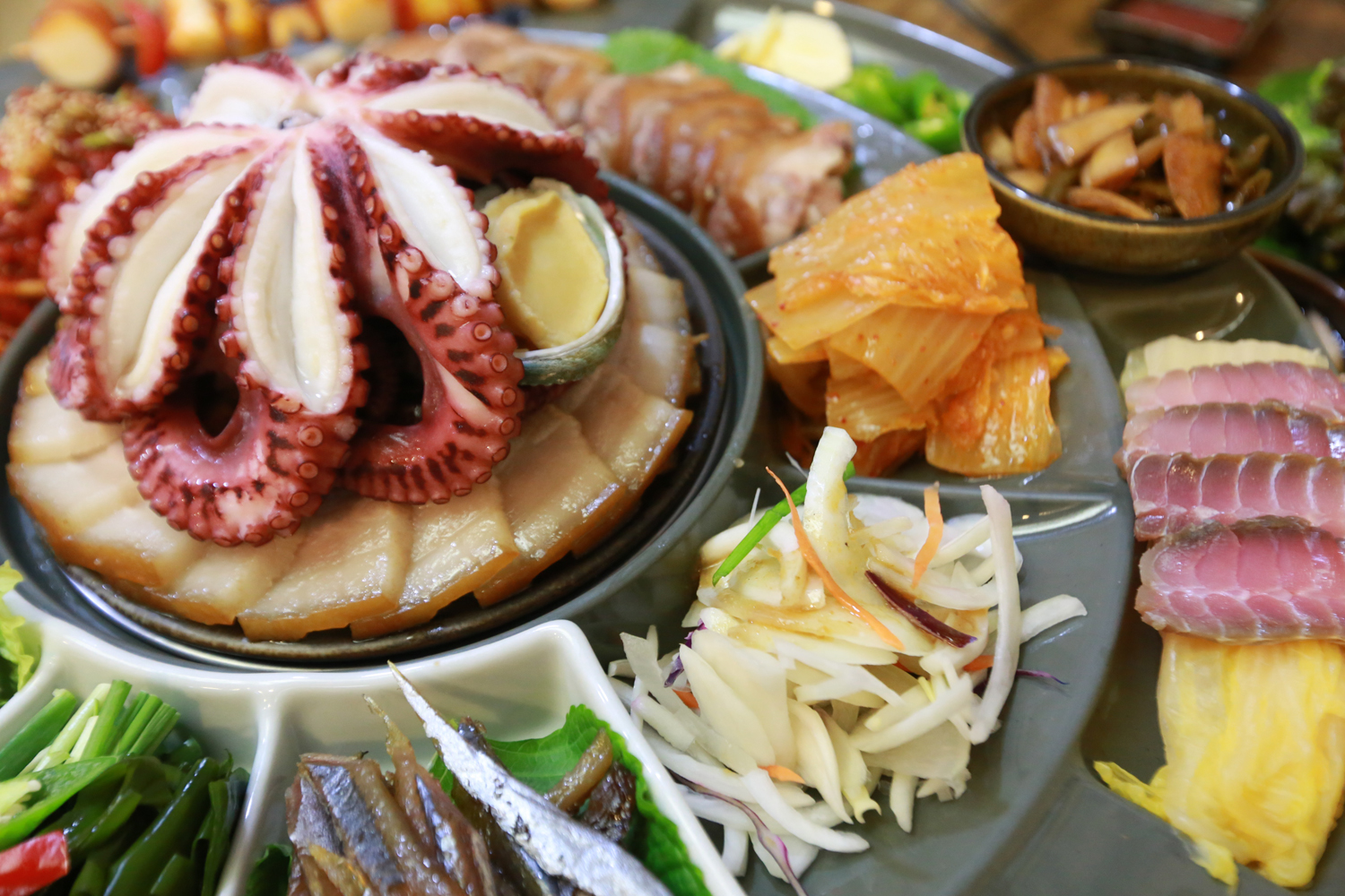 칡산에