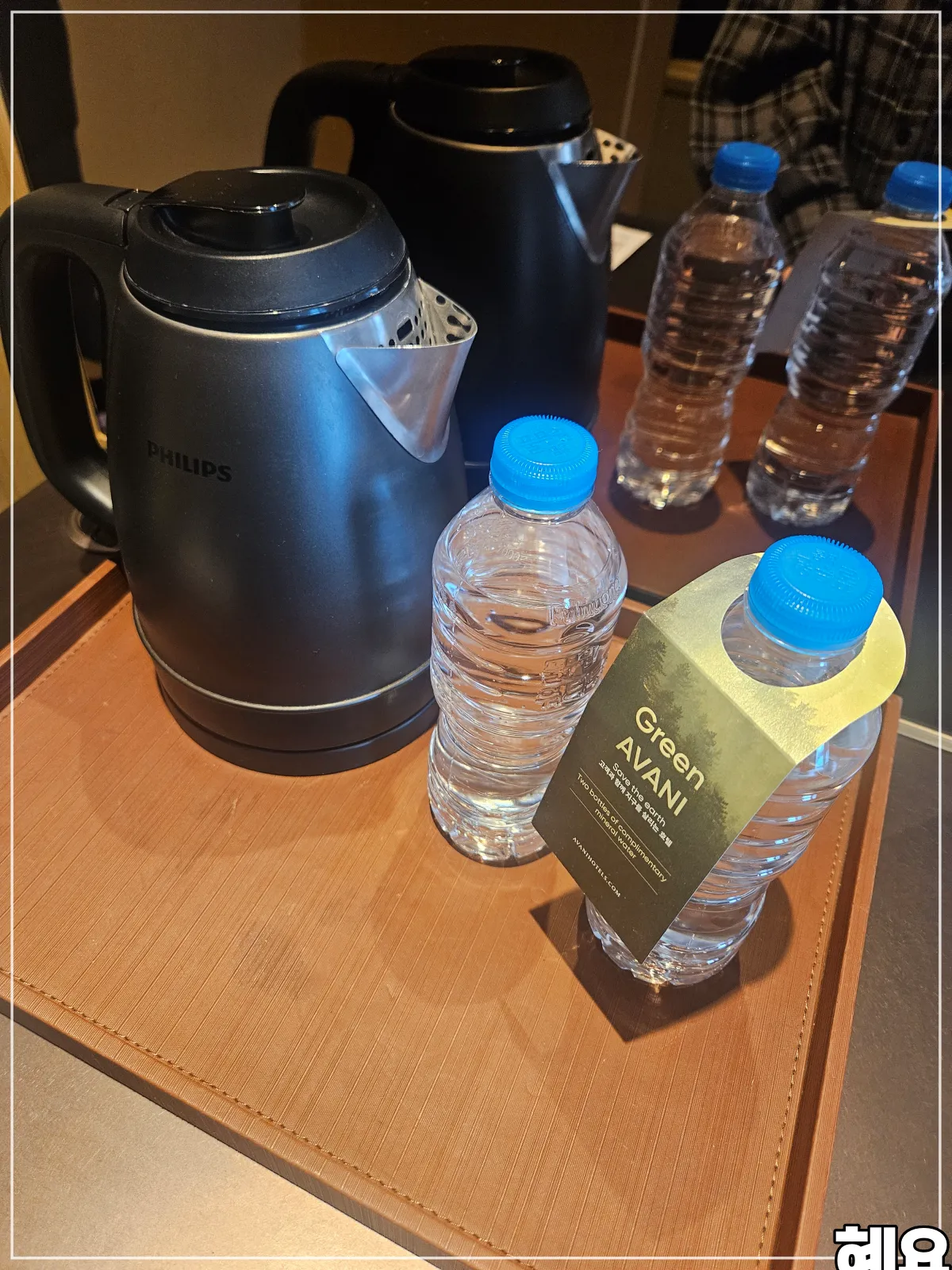 생수-2병과-커피포트