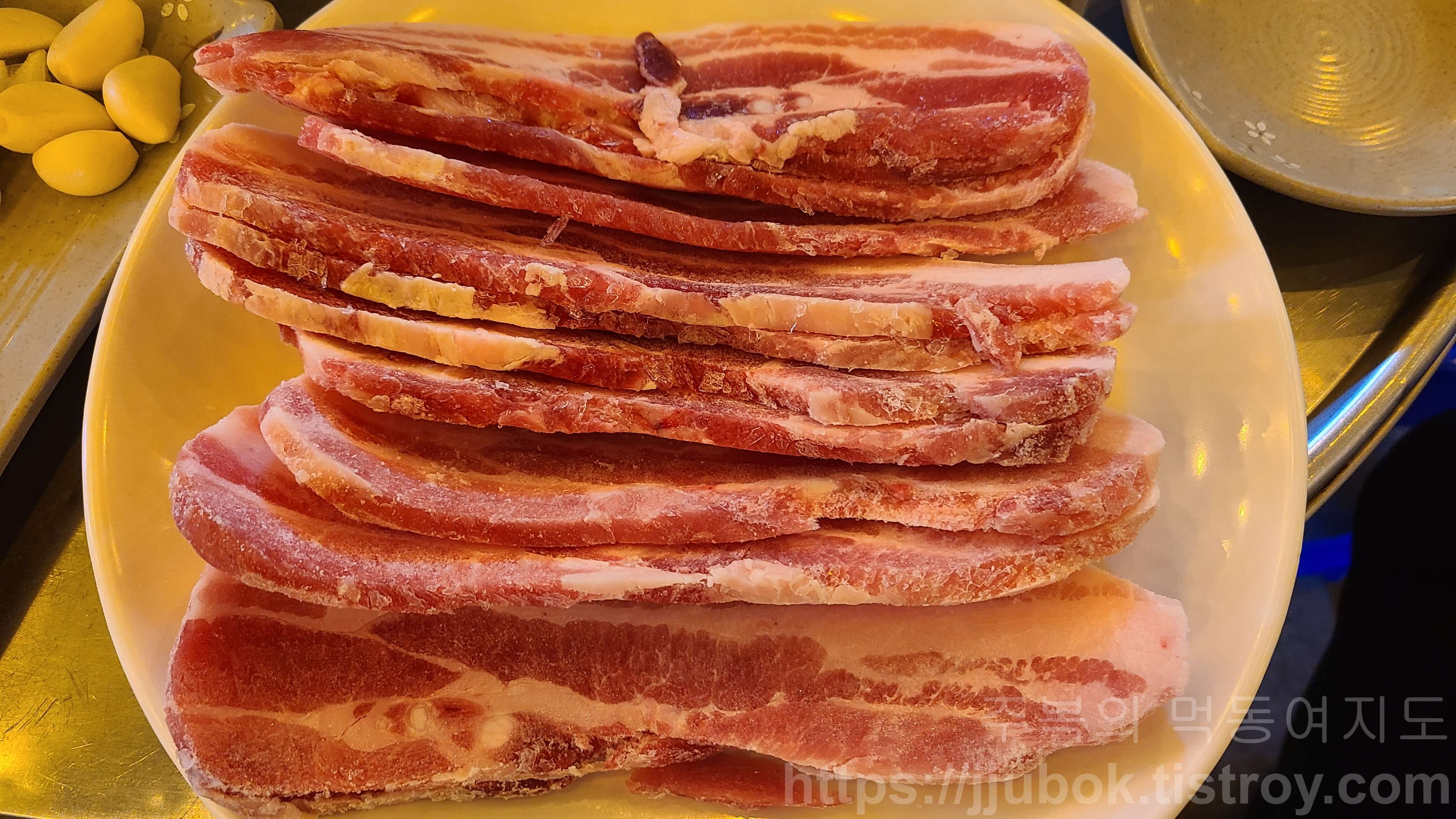 막걸리집-개코네-냉동삼겹살