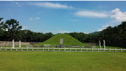 신라 천년의 수도, 경주: 역사와 문화의 숨결을 찾아서
