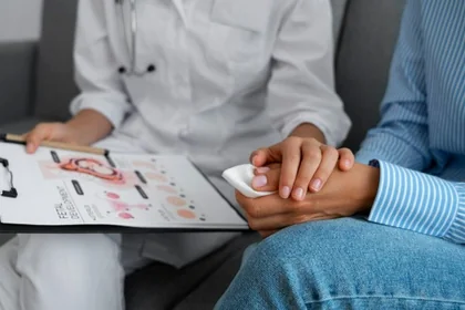 치아보험 면책기간과 감액기간 차이를 정리한 안내 이미지1