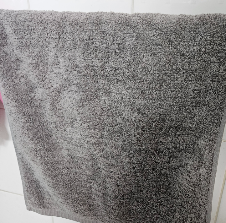 젖은 수건을 실내 습도 유지, 코막힘 완화에 도움