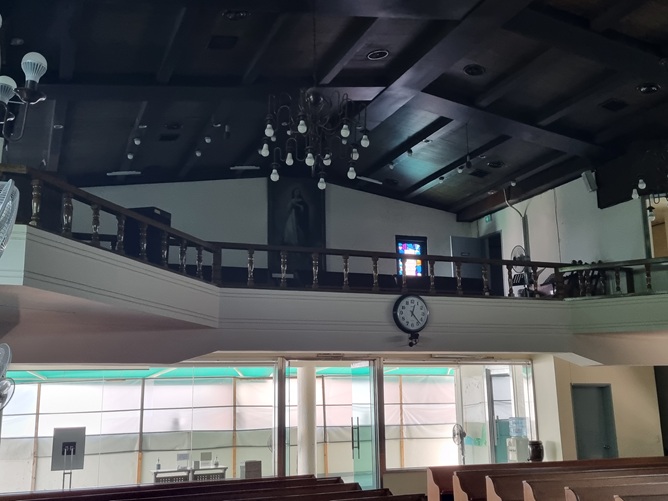 서대문성당 성전 출입문