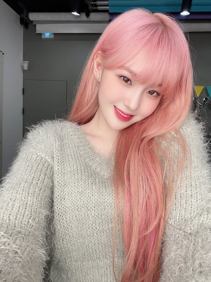 인간 벚꽃이라고 불러도 될 것 같은 여돌.jpg | 인스티즈