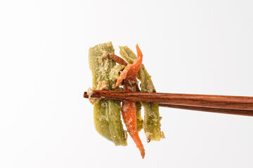 궁채 효능과 성분 및 칼로리, 궁채는 식감이 뛰어나 사람들에게 사랑을 받고 있는데요~ 특히 궁채는 들깻가루에 넣어 먹거나 장아찌를 해 먹으면 정말 일품이지요~궁채는 언제 재배하고 특징이 무엇인지 읽어 보시기 바랍니다.