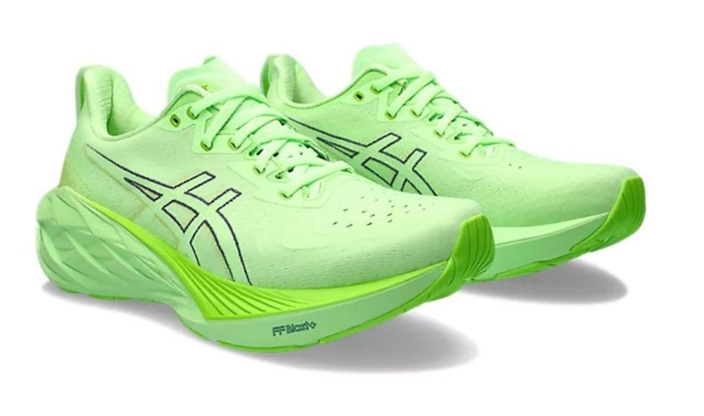 아식스 노바블라스트 4