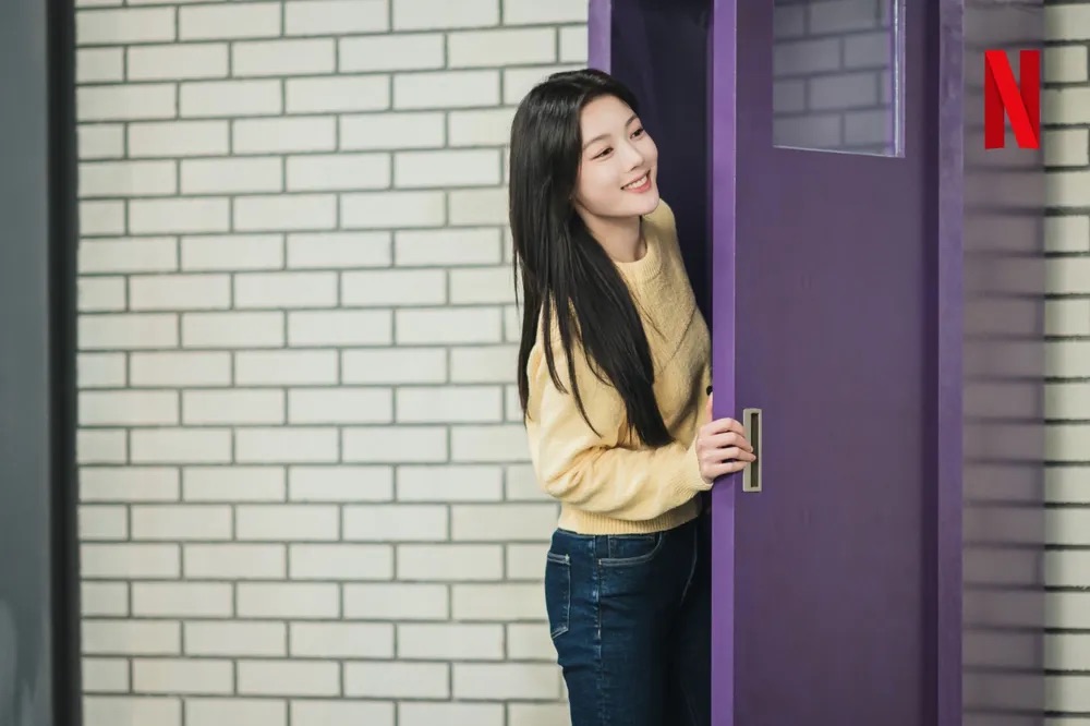 넷플릭스 드라마 닭강정 정보 몇부작 공개시간 출연진 1 2화 줄거리