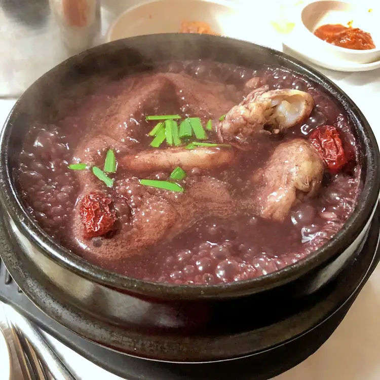 여름 보양식 흑미특전복삼계탕, 꾸지뽕전복삼계탕 삼계탕 맛있는 곳 추천