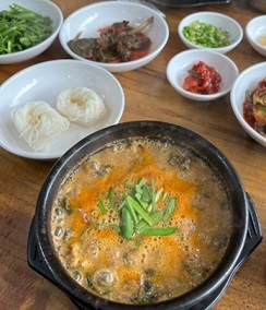 우렁이추어탕