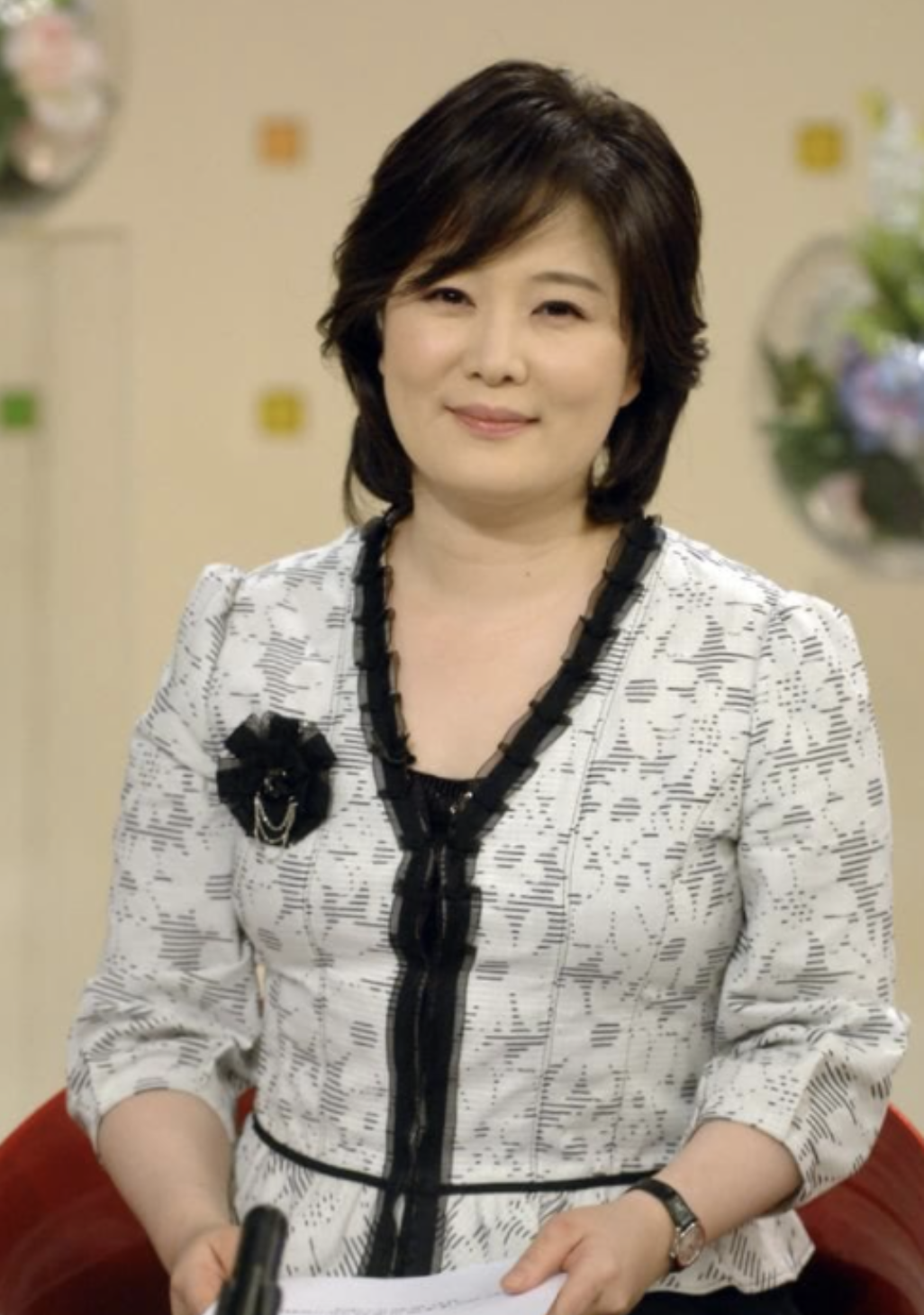 아침마당 진행하는 이금희 아나운서