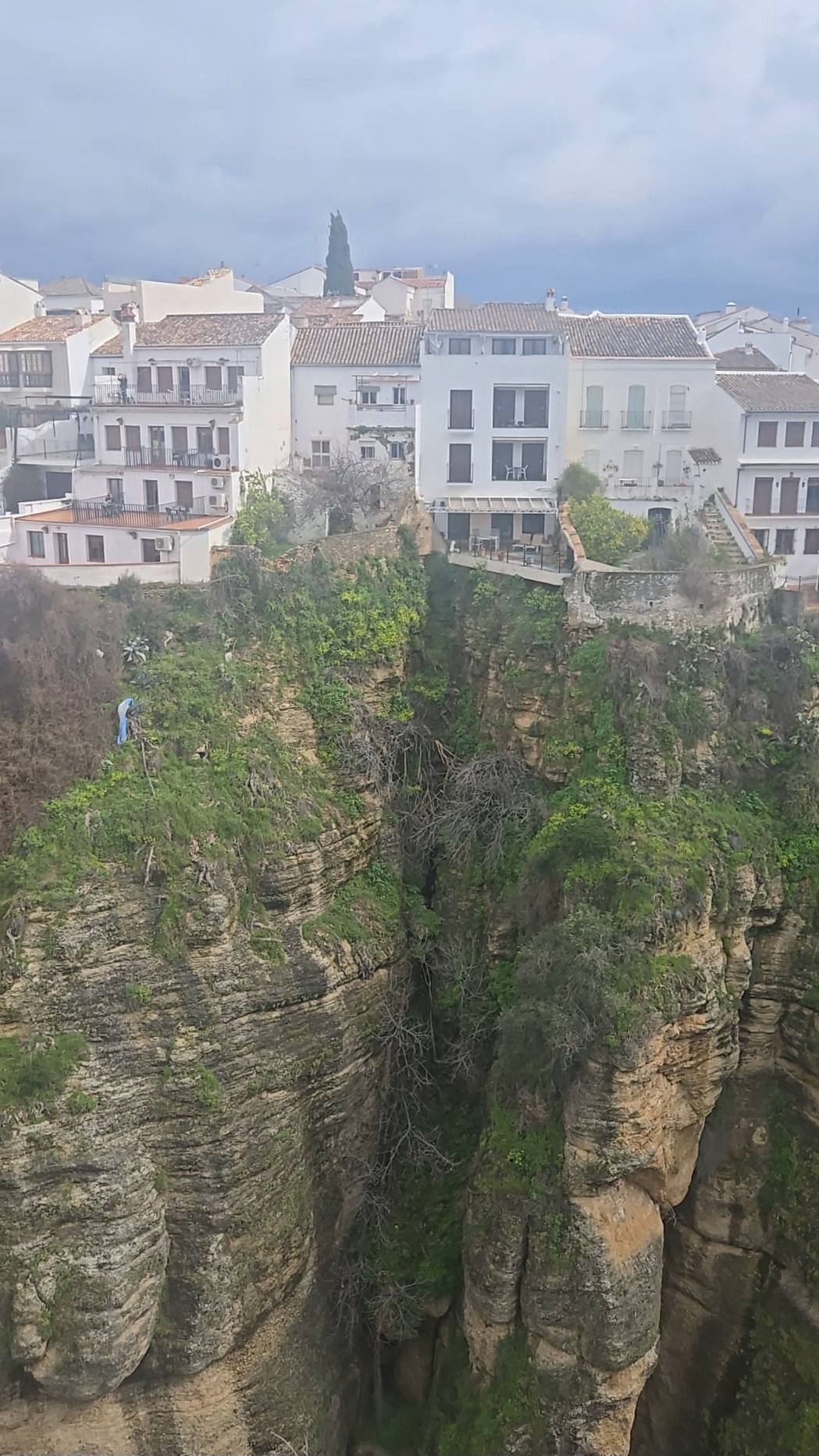 론다 누에보 다리에서 바라본 풍경