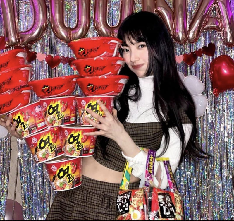 수지 사복 패션