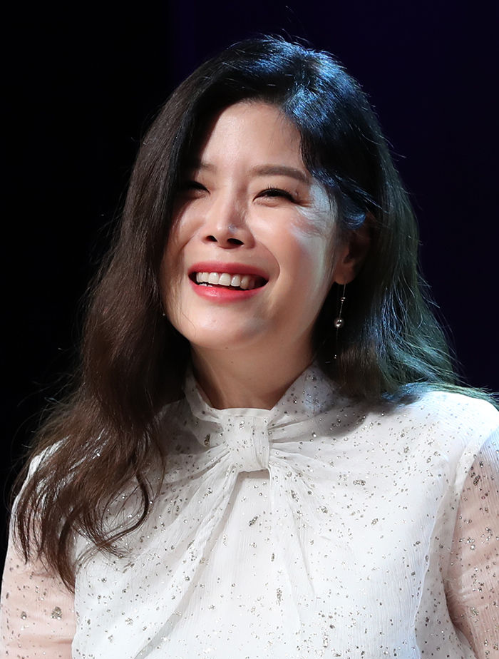 가수 린 나이 프로필