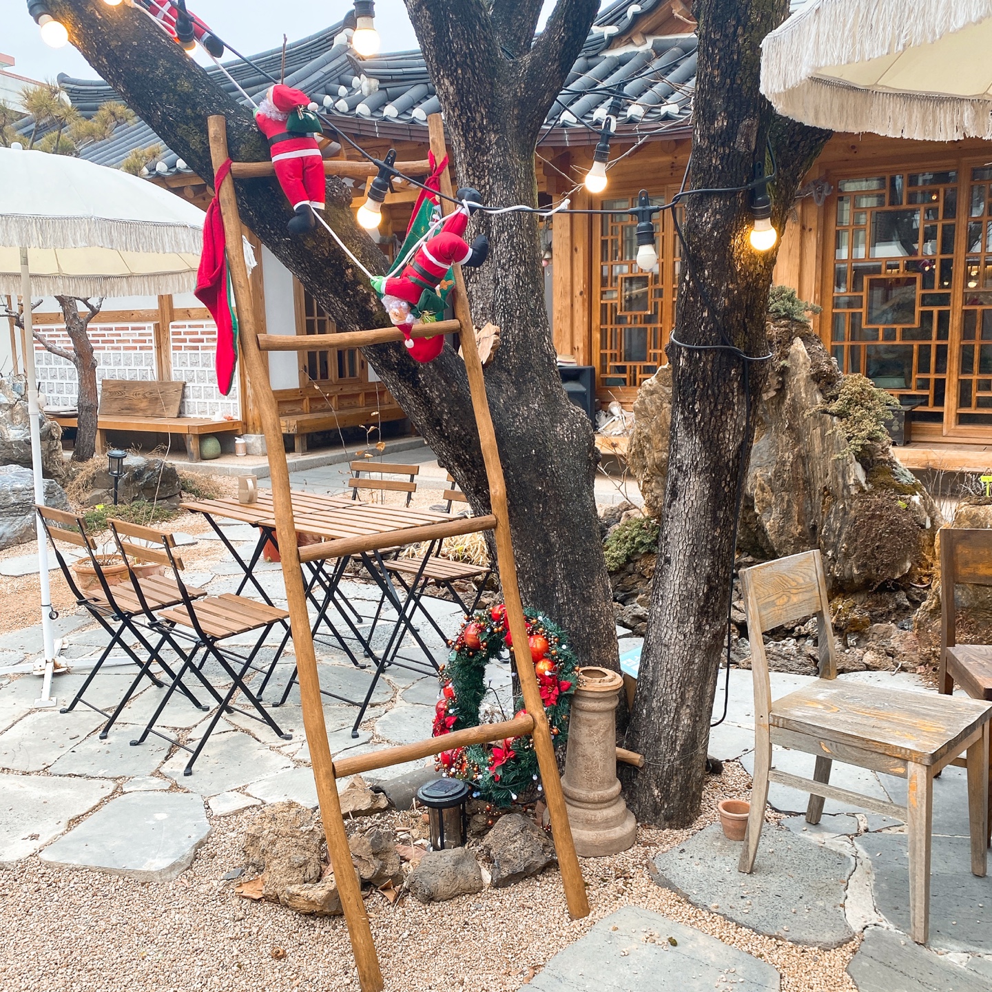 수원 화성 행궁 전통 한옥 카페 곶감말이 경안당