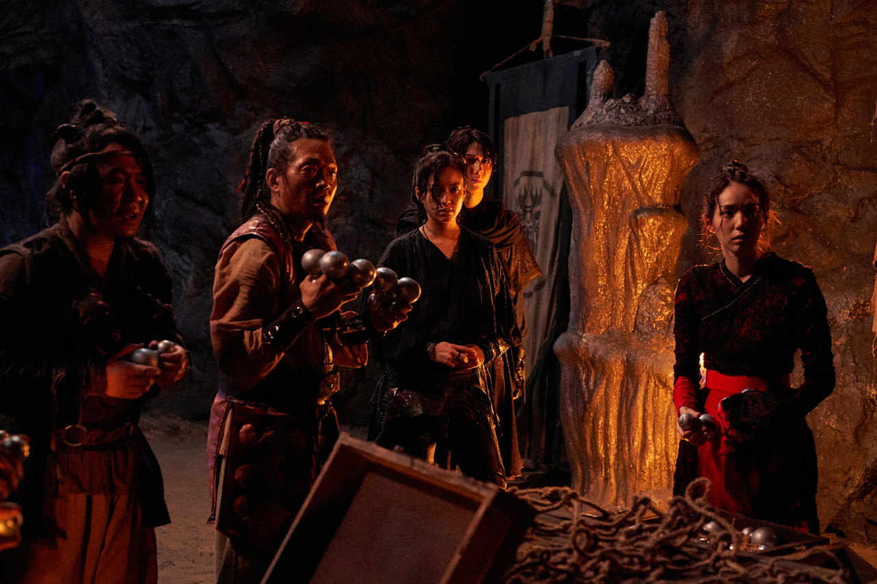 출처: 영화 해적 - 도깨비 깃발 스틸컷