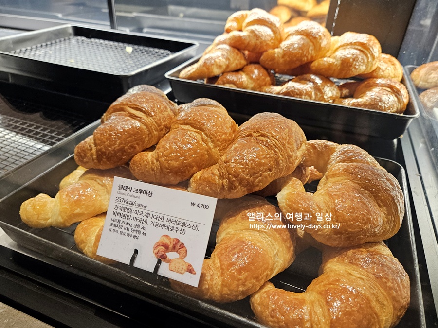 양산 통도사 스타벅스 주차 매장 특징 베이커리 솔직 후기