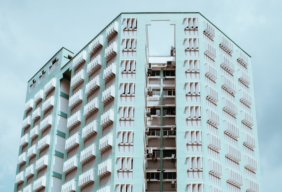 아파트 (Apartment)
