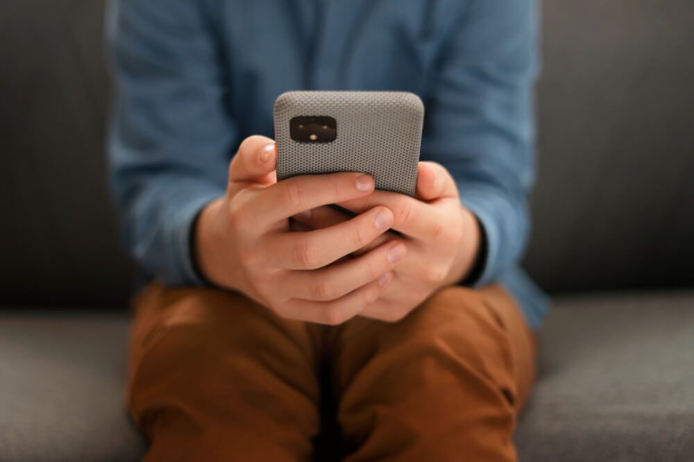 숏폼 유튜브 콘텐츠 중독 문제점 그리고 해결 방안