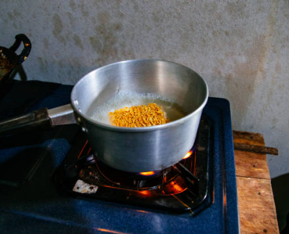 사료를 데워서 향을 강화