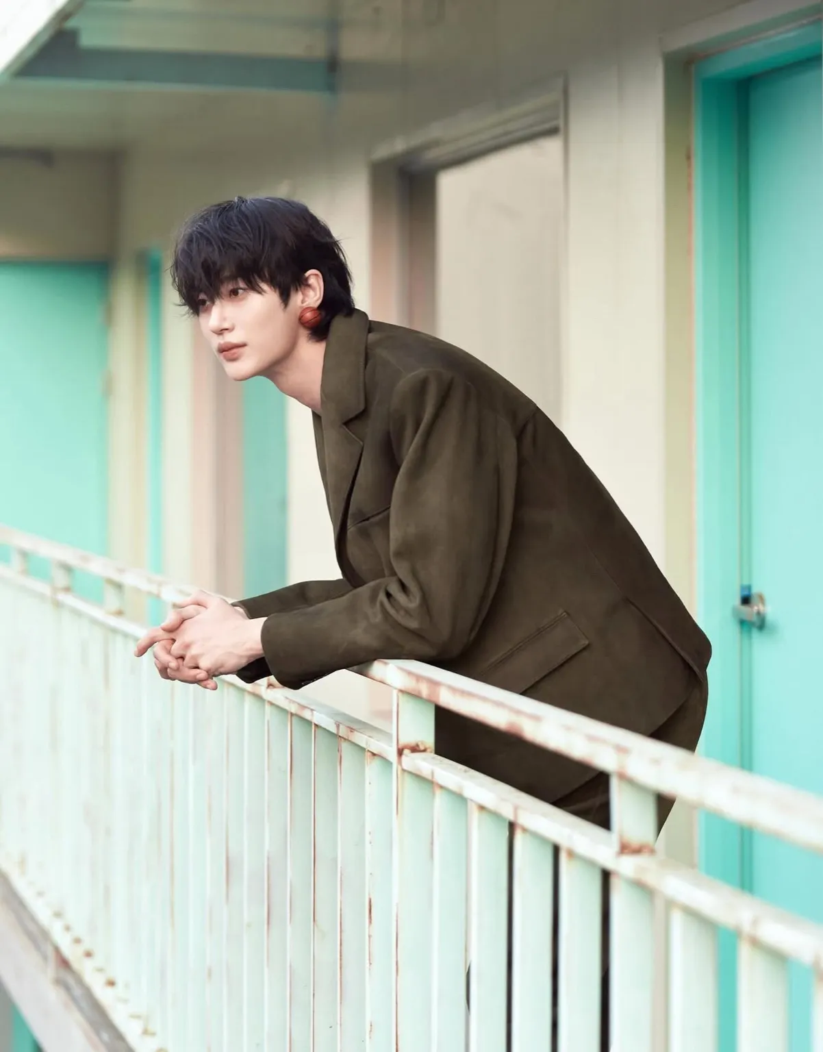 프라다변우석, 변우석프라다백팩, 프라다백팩가격, 프라다남자백팩, 프라다백팩아울렛, 변우석프라다착용샷, 프라다리나일론백팩, 프라다백팩코디, 변우석공항패션프라다, 변우석패션, 변우석인스타그램, 변우석가방, 남자명품백팩추천, 프라다백팩후기, 프라다공식스토어, 프라다신상백팩, 프라다아울렛가격, 프라다명품가방, 2025프라다백팩, 남자백팩브랜드