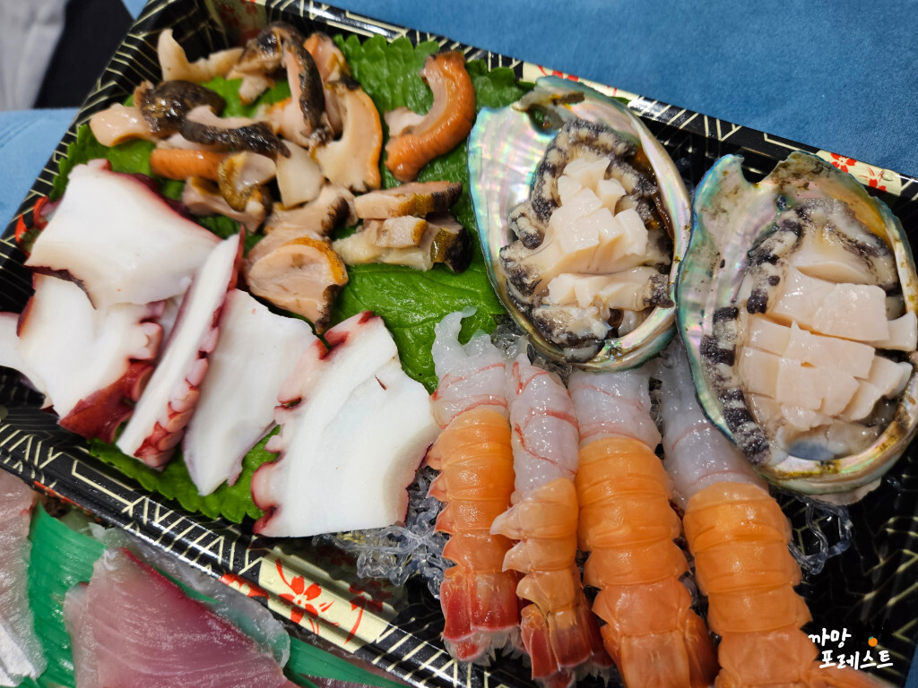 회가 서쪽에서 뜨겠네 딱새우