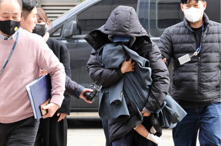 이선균수사발단유흥업소실장아니었다배우출신그녀가제보1