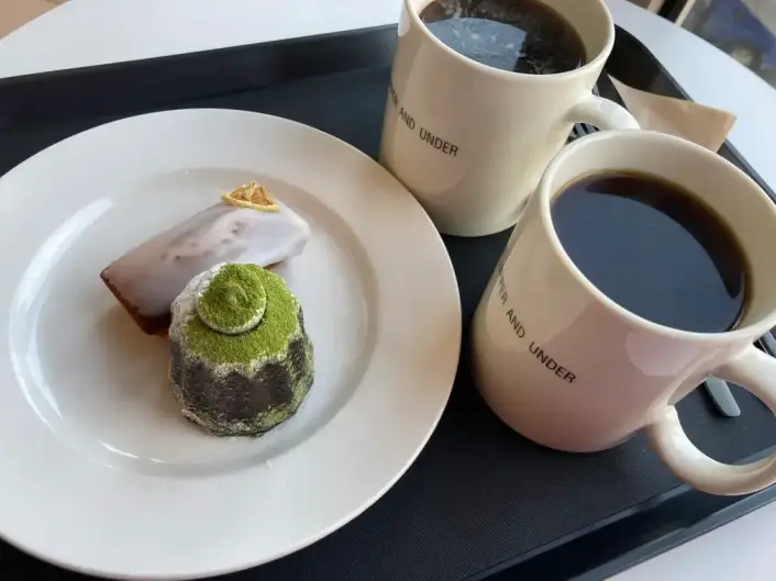 강남역 카페 데이트장소 어퍼앤언더 Upper and Under