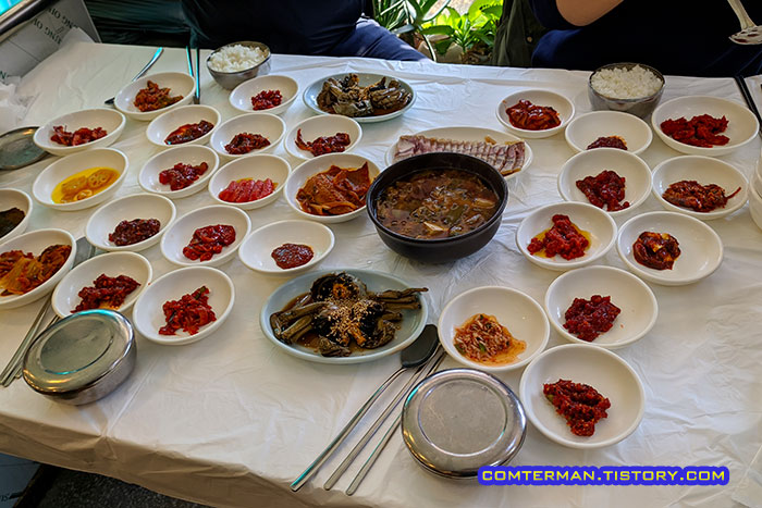 만나식당 젓갈백반정식 참게장정식