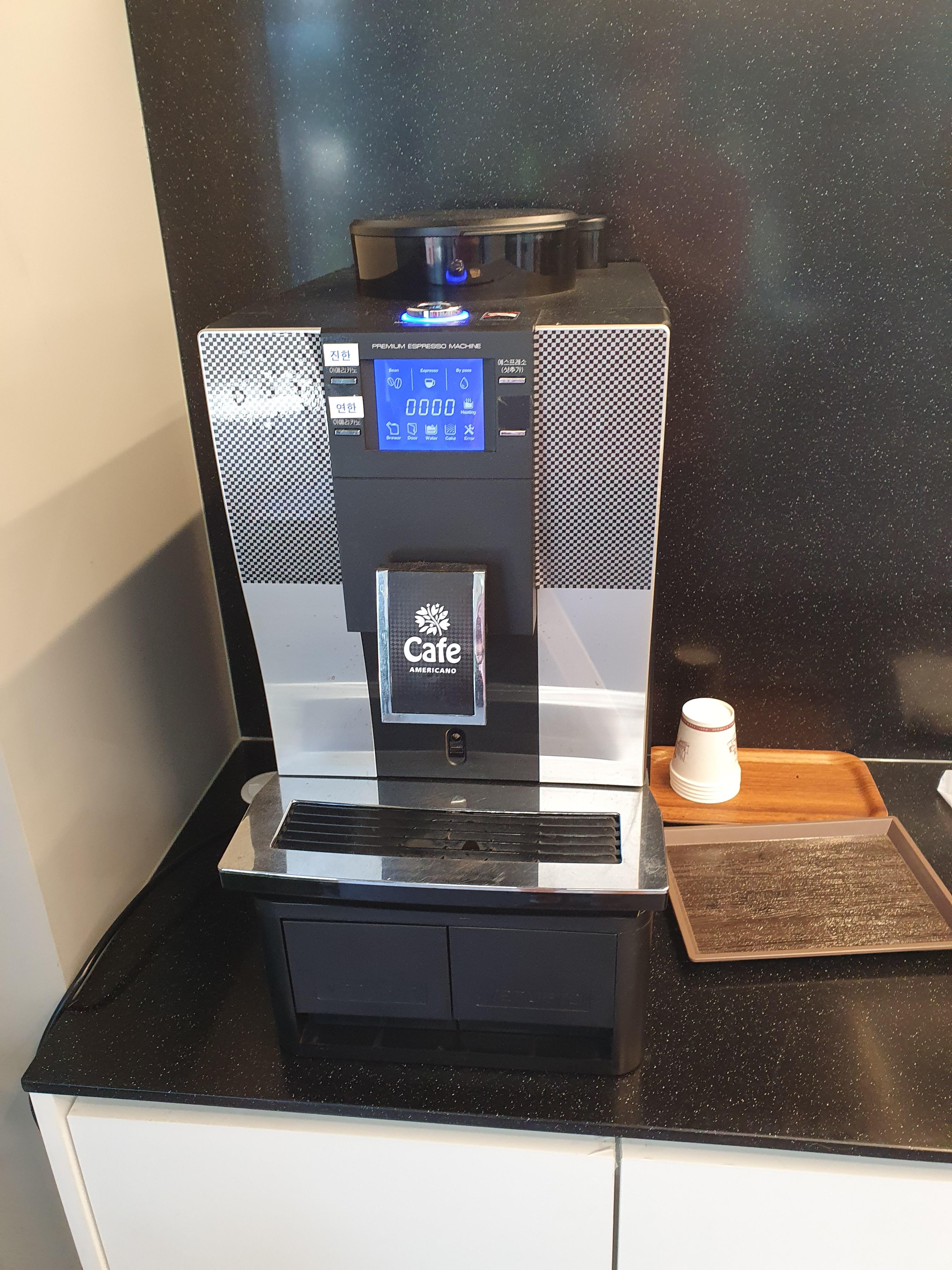 용인 신갈동 은행나무집 1층 원두커피