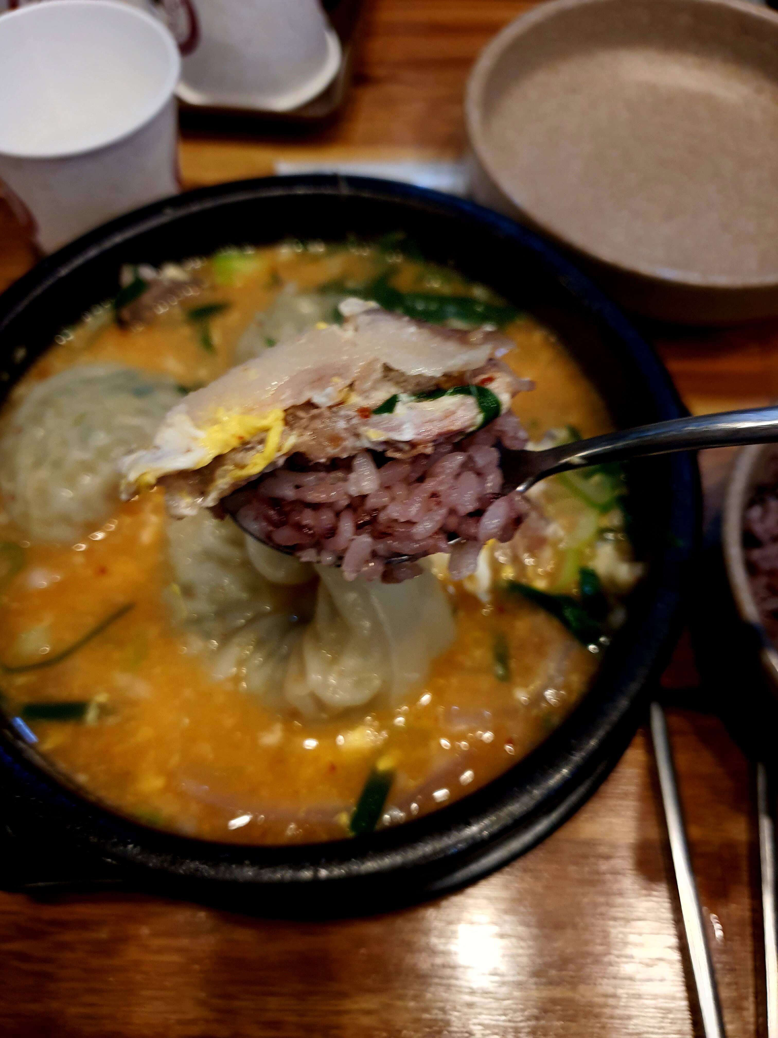 국밥참맛있는집